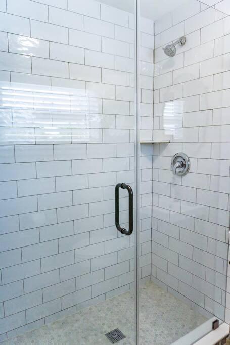 וסט פאלם ביץ' Renovated Downtown Apartment - B מראה חיצוני תמונה